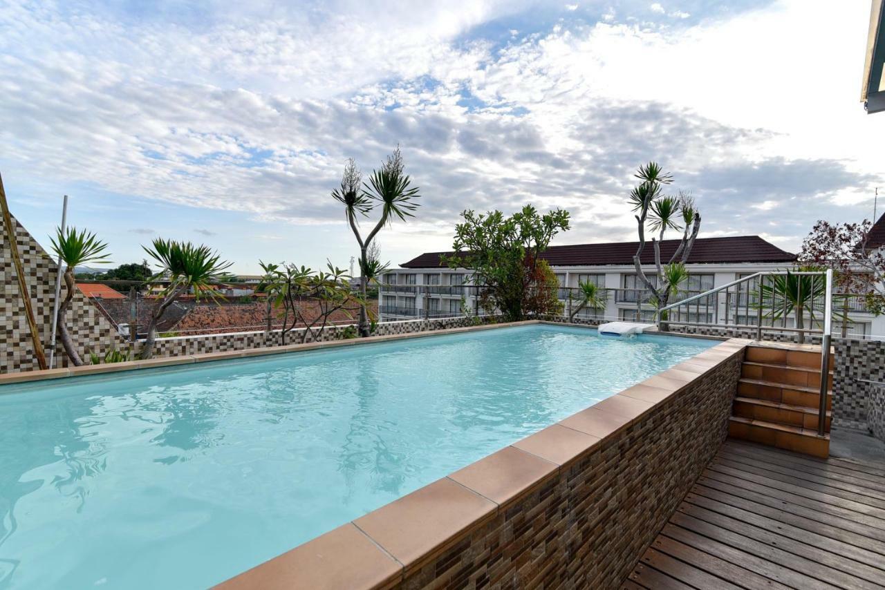 Reddoorz Plus Near Discovery Shopping Mall Bali Kuta Lombok Dış mekan fotoğraf